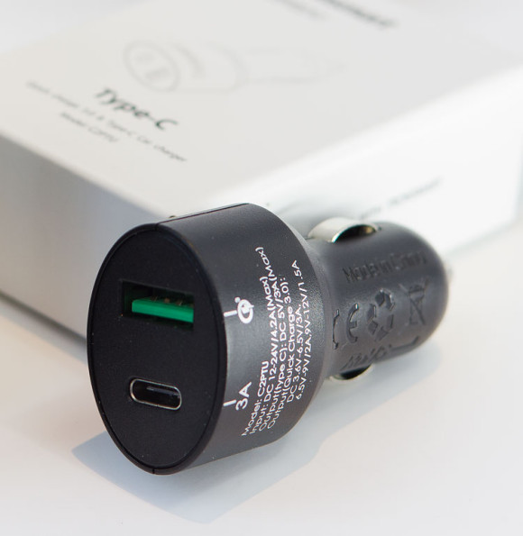 The Tronsmart Quick Charge 3.0 and Type C USB car charger