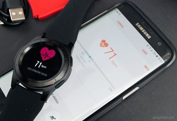 The heart rate monitor on the No.1 G8 smartwatch
