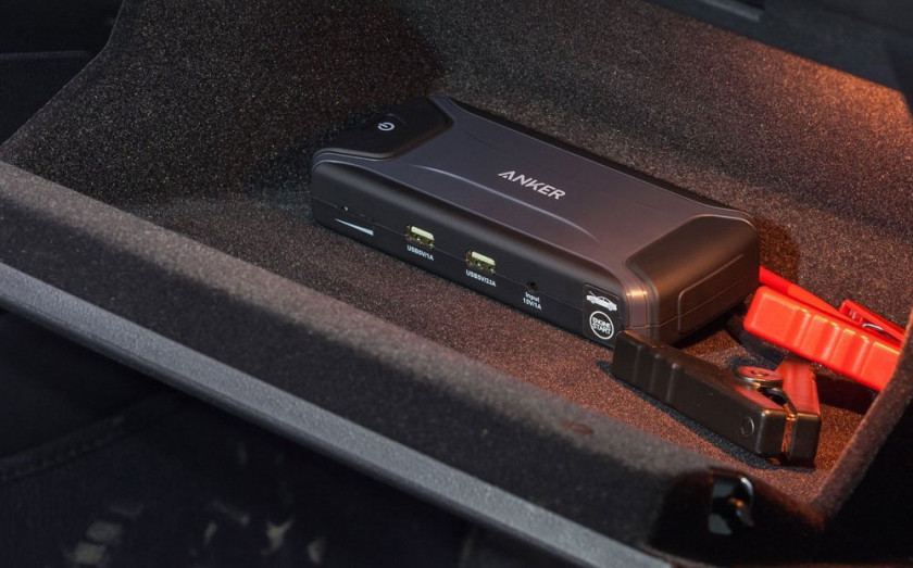 The Anker Car jump starter is extremly compact and the perfect gadget to keep in your car's glovebox