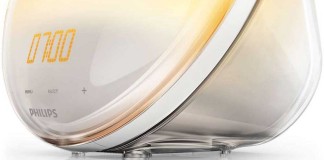 Dawn simulator alarm clock – Philips HF3520 The Philips HF3250 dawn simulator alaram clock and wake up light