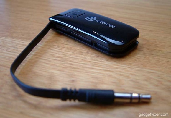 Bluetooth transmitter with a built in 3.5mm audio jack