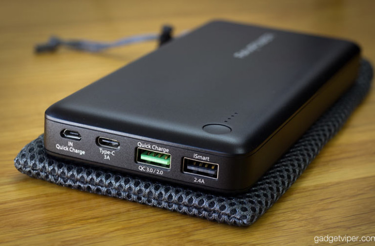 Quick Charge 3.0 Power Bank review – RAVPower RP-PB043 The RAVPower Turbo+ power bank featuring the latest quick charge 3.0 and a type C USB input and output