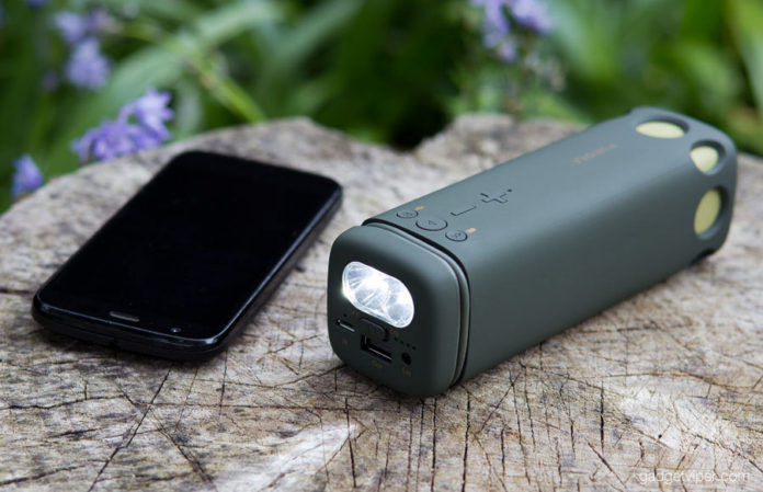 The PURIDEA i2 bike speaker with a bright LED torch
