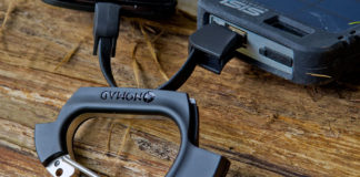 NomadClip – USB Carabiner with Integrated Charge and Sync Cables A review of the NomadClip - A smart carabiner with integrated USB cables to charge and sync your mobile devices.