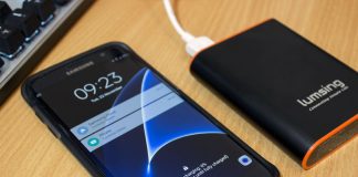 Lumsing Quick Charge 3.0 Power Bank with Type-C USB charging The Lumsing 13400mAh Quick Charge 3.0 Power Bank featuring a Type-C USB port