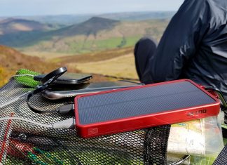 OutXE Power Bank Review – 8000mAh portable charger with a Solar Panel and 32 LED lights OutXE power bank with a super bright 32 LED light panel and solar charging