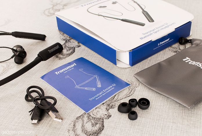 The Tronsmart Encore S2 Bluetooth neckband headphones - a look in the box