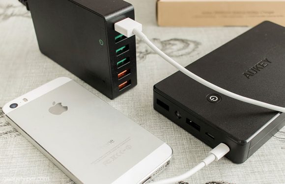 Using a high capacity power bank to charge your phone or mobile device around the home