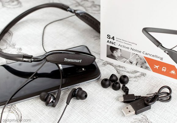 The accessories that come with the Tronsmart S4 bluetooth neckband headphones