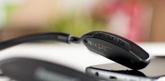 Tronsmart S4 Active Noise Cancelling Neckband Headphones Review The control buttons on the Tronsmart S4 Bluetooth neckband Headphones