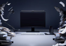 BenQ ScreenBar e-Reading LED Task Lamp Review – Declutter your Desk The BenQ WiT ScreenBar e-Reading LED Task Lamp Review